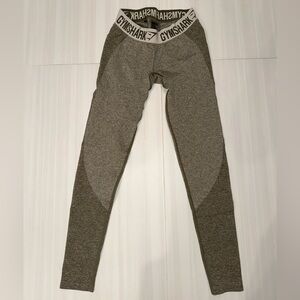 Gymshark Flex Khaki/Sand Leggings